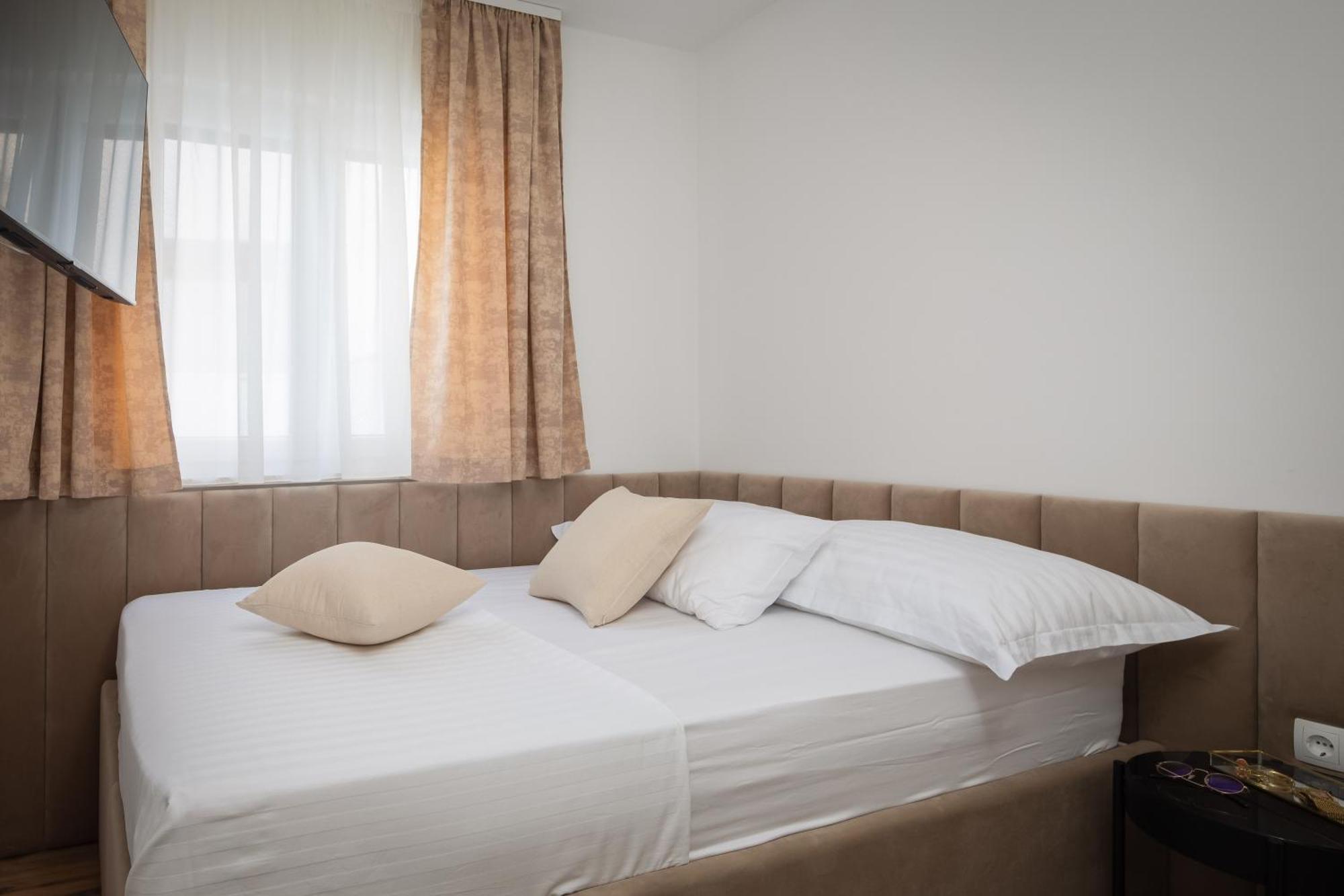 מרינה Apartments Villa Maracella מראה חיצוני תמונה