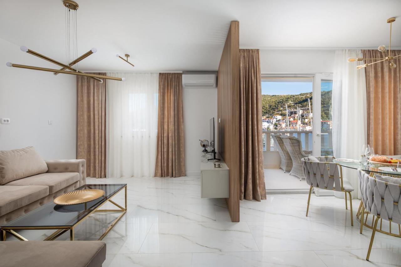 מרינה Apartments Villa Maracella מראה חיצוני תמונה