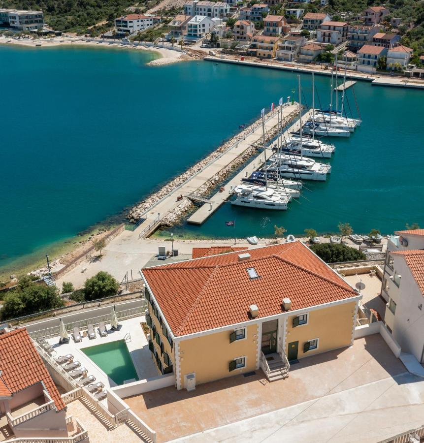 מרינה Apartments Villa Maracella מראה חיצוני תמונה
